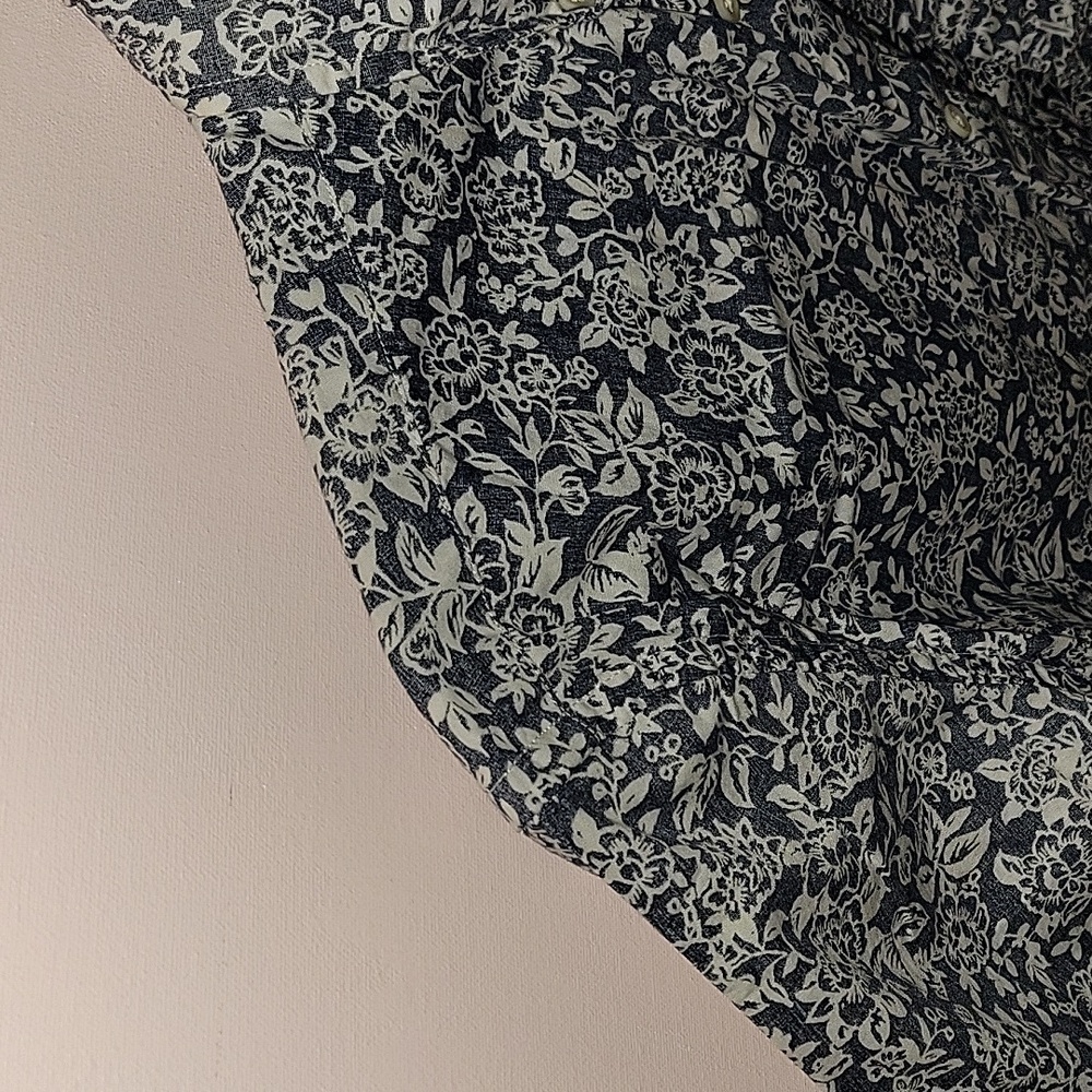Mens Floral Button down - Picture 3 of 4